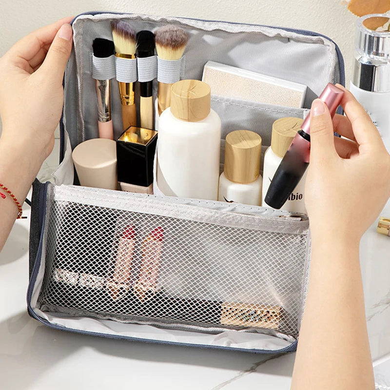 The "Anti-Black Hole" Pop-Up Vanity: Your 5-Second Makeup Bag